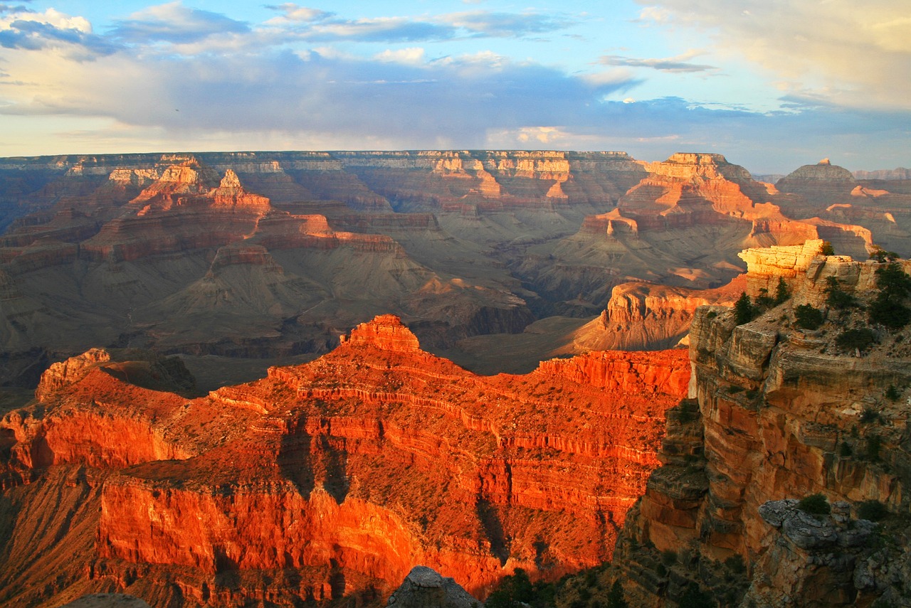 Grand Canyon South Rim sunset view from Bright Angel Trail